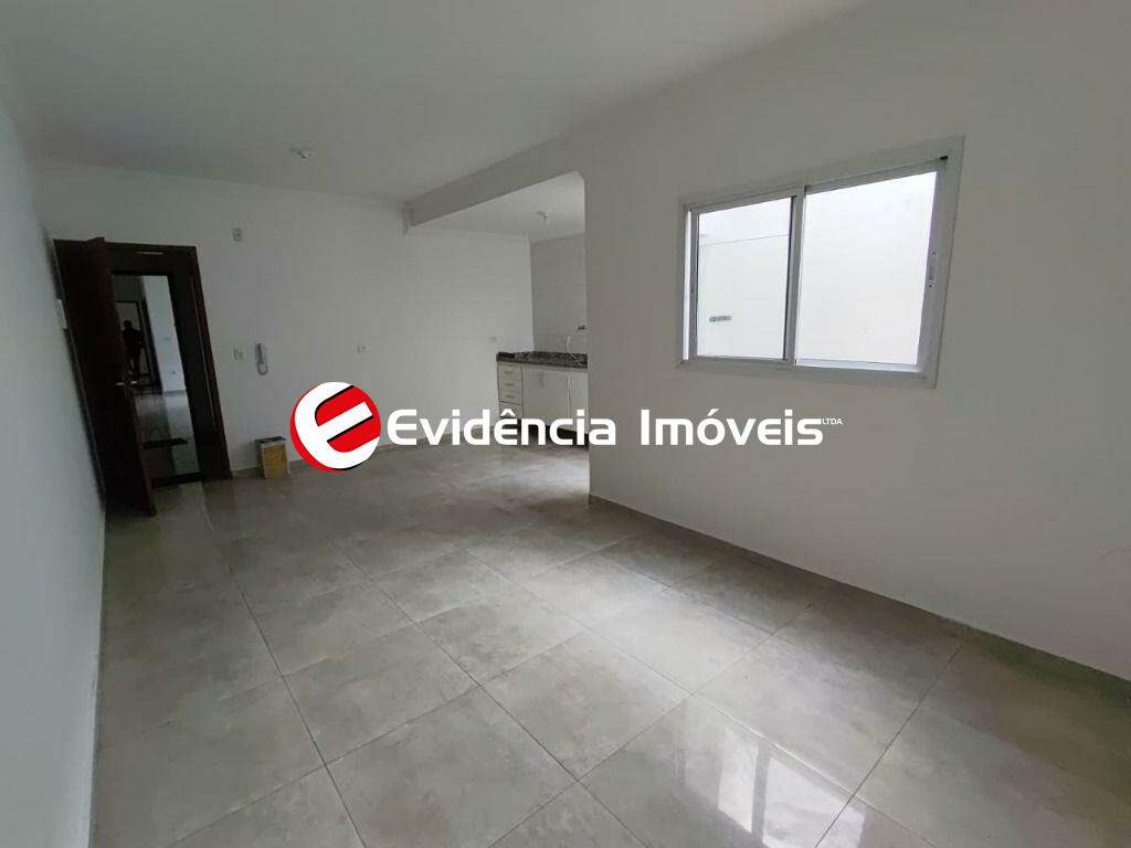 Apartamento para aluguel no Vila Valparaíso: sala de estar