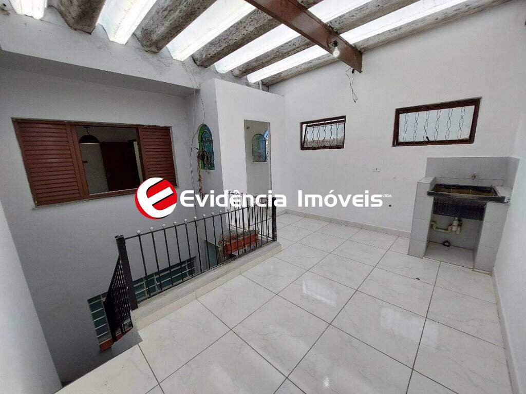 Sobrado para aluguel no Vila Eldízia: 