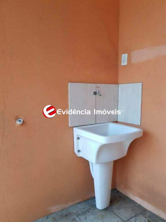 Casa para aluguel no Jardim Jamaica: 