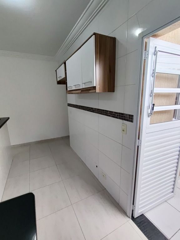 Apartamento para aluguel no Vila Scarpelli: 