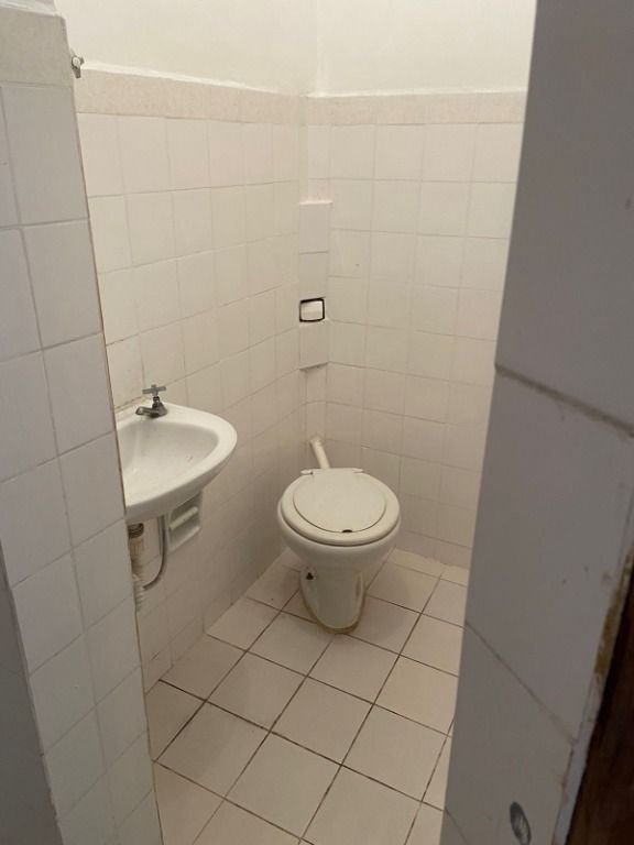 Sala para aluguel no Jardim do Estádio: 