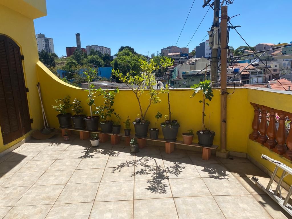 Sobrado para aluguel no Vila Bela Vista: 