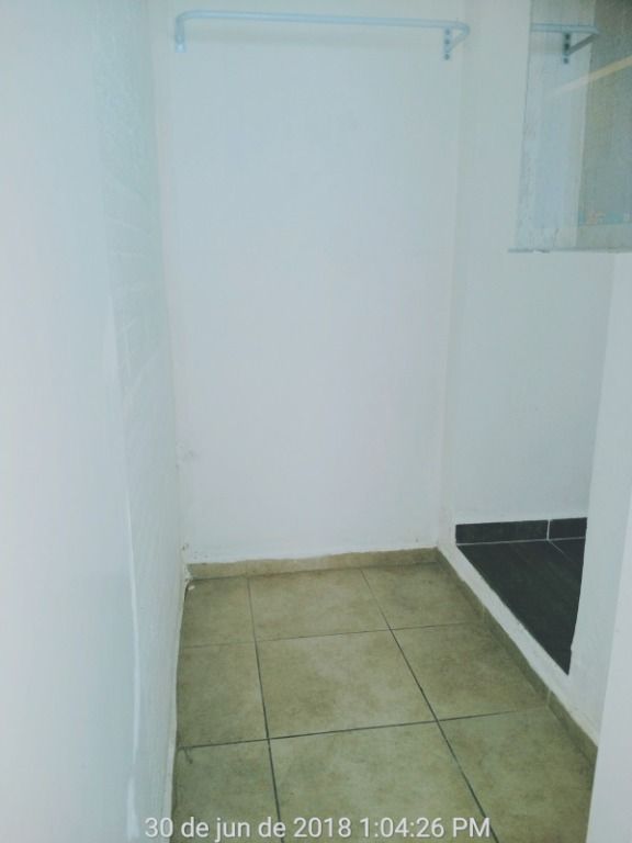 Casa para aluguel no Centro: 