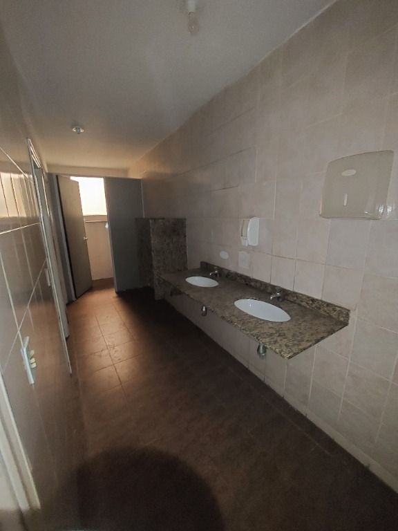 Salão para aluguel no Centro: 