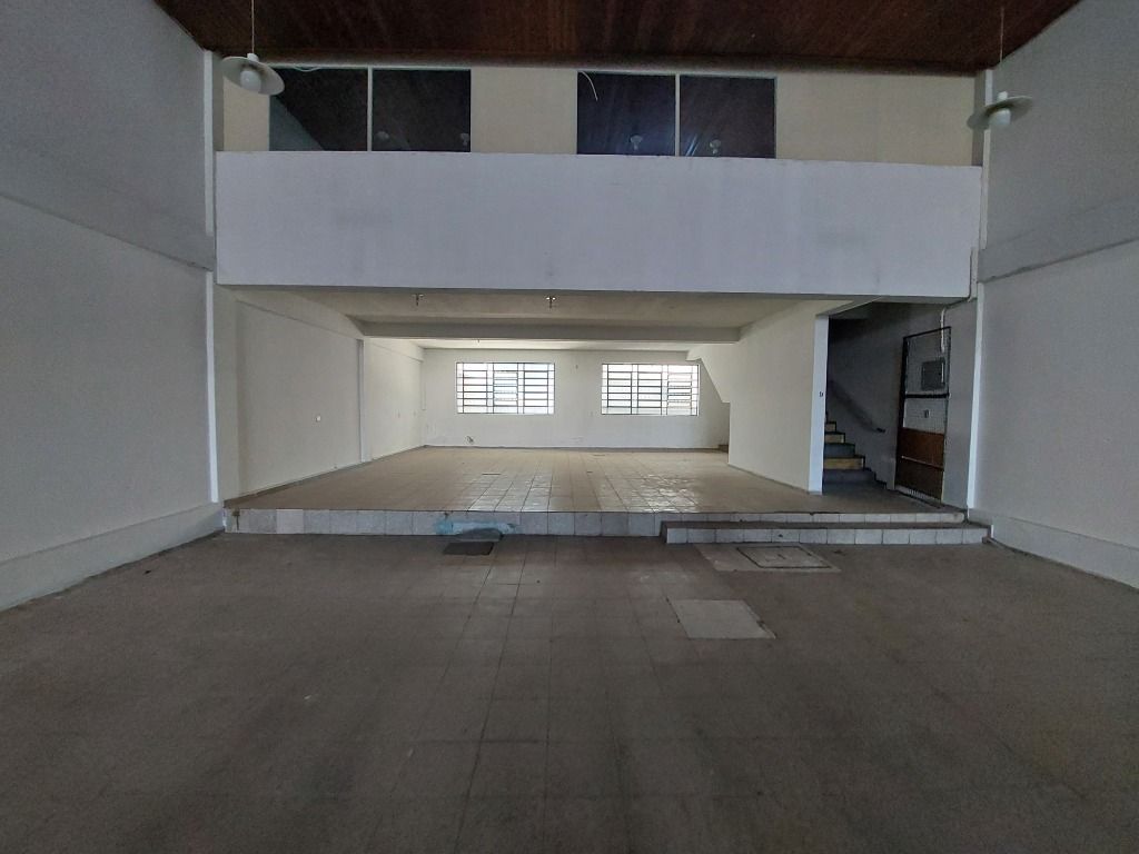 Salão para aluguel no Centro: 