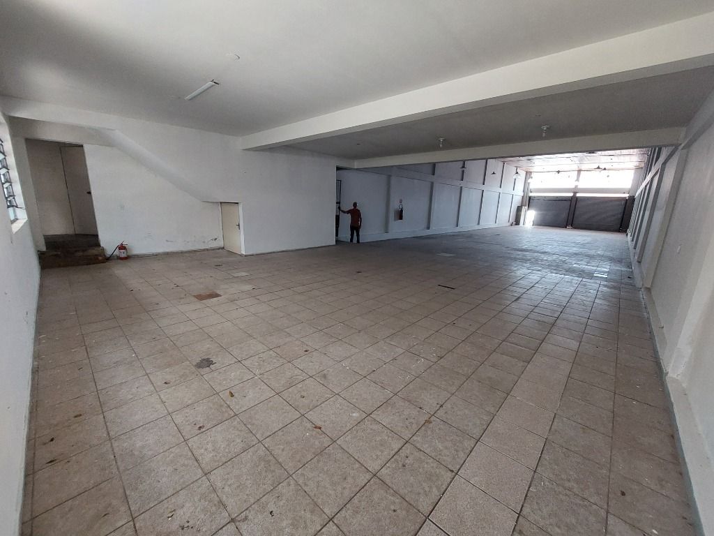 Salão para aluguel no Centro: 