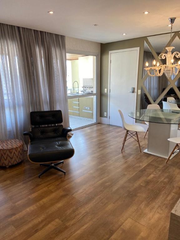 Apartamento para aluguel no Centro: 