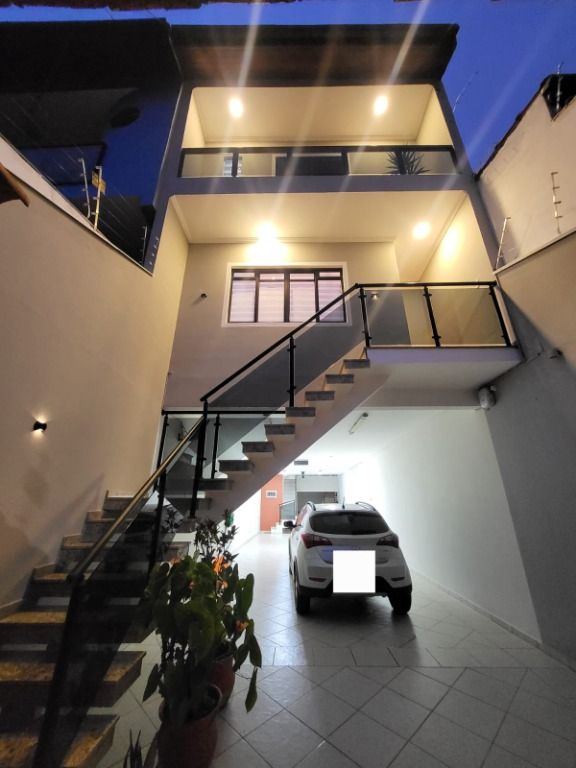 Sobrado para aluguel no Jardim Milena: 