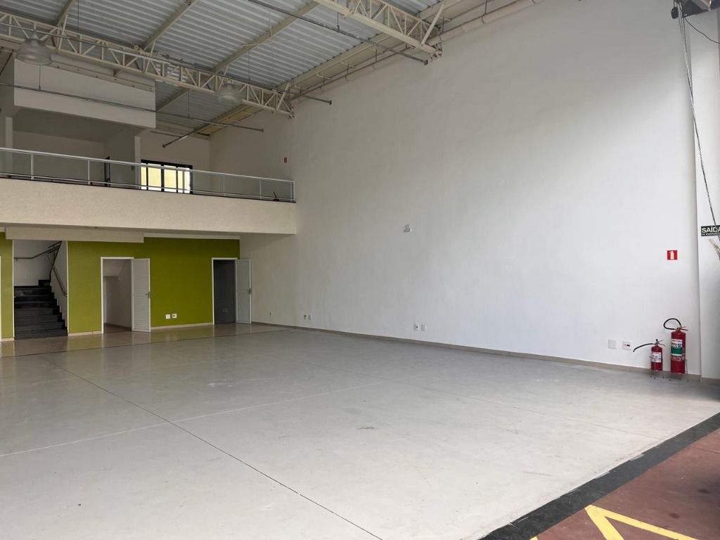 Salão para aluguel no Jardim do Estádio: 