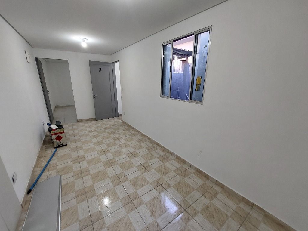 Kitnet para aluguel no Jardim Santo André: 