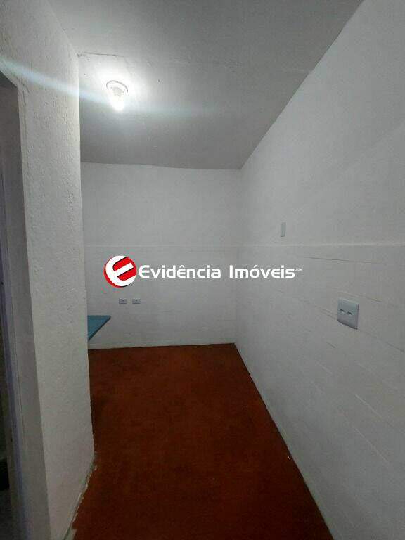 Kitnet para aluguel no Vila Scarpelli: 