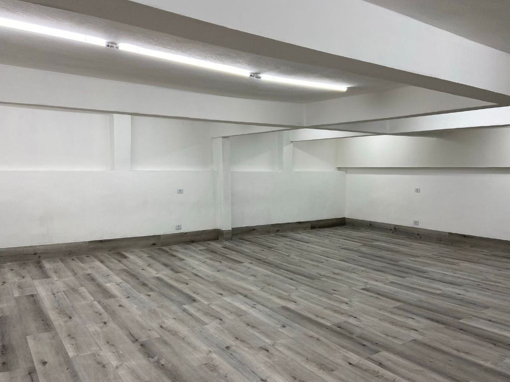 Casa para aluguel no Jardim do Mar: 