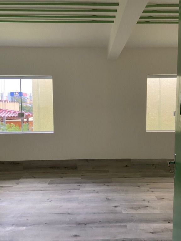 Casa para aluguel no Jardim do Mar: 