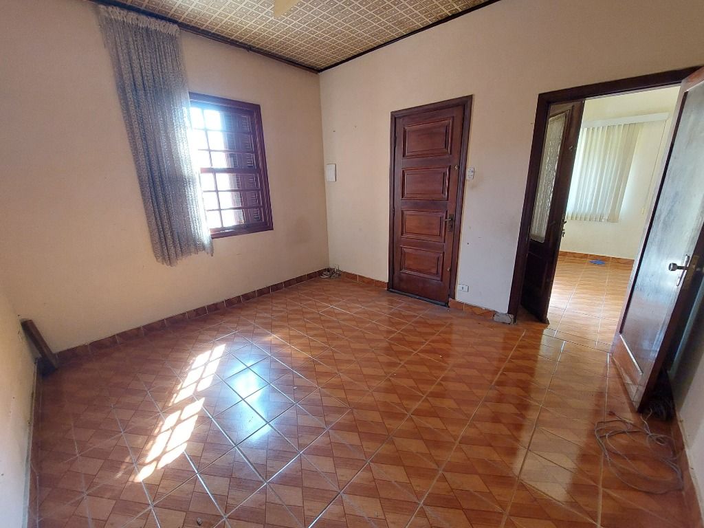 Casa para aluguel no Vila Pires: 
