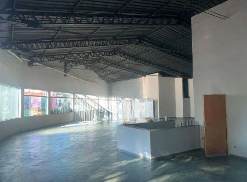 Prédio para aluguel no Vila Príncipe de Gales: 