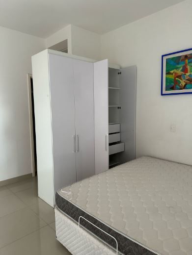 Apartamento para aluguel no Jardim do Mar: 