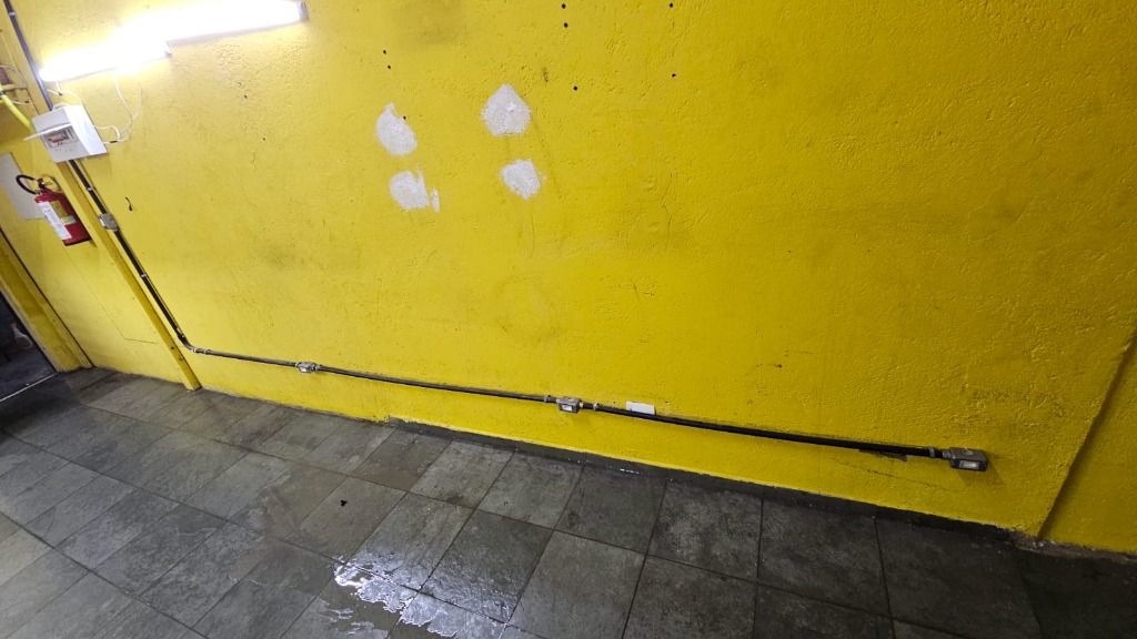 Salão para aluguel no Vila Valparaíso: 