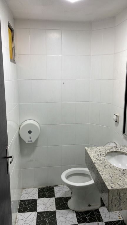 Salão para aluguel no Vila Valparaíso: 