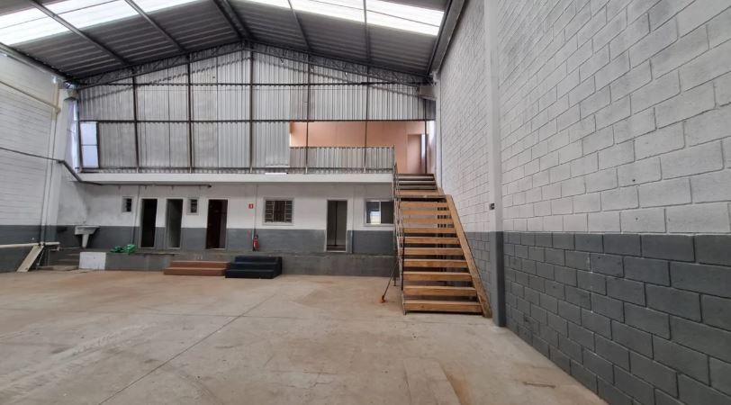 Galpão para aluguel no Vila Lucinda: 