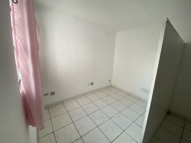 Sala para aluguel no Centro: 