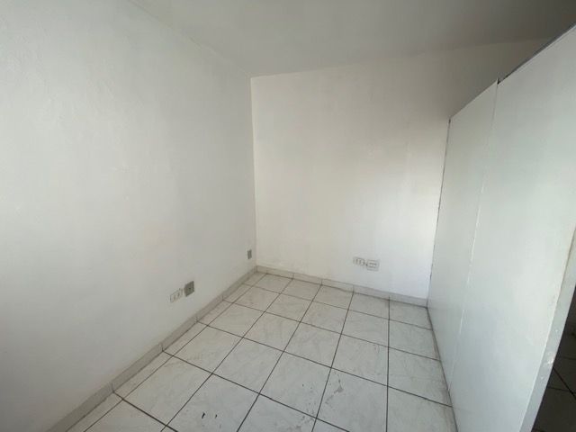 Sala para aluguel no Centro: 