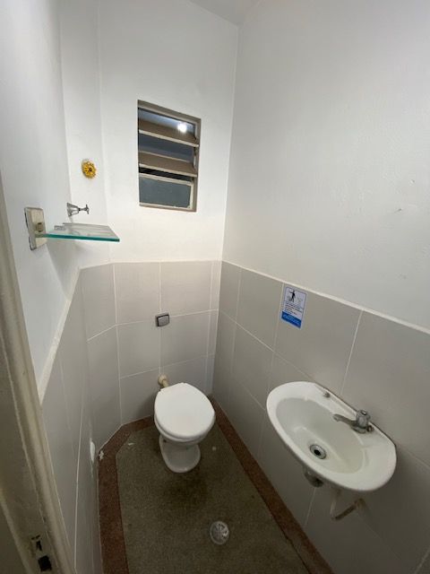 Sala para aluguel no Centro: 