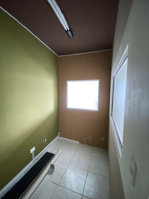 Sala para aluguel no Centro: 