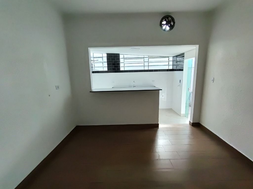 Casa para aluguel no Vila Scarpelli: 