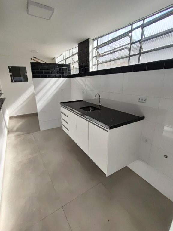 Casa para aluguel no Vila Scarpelli: 