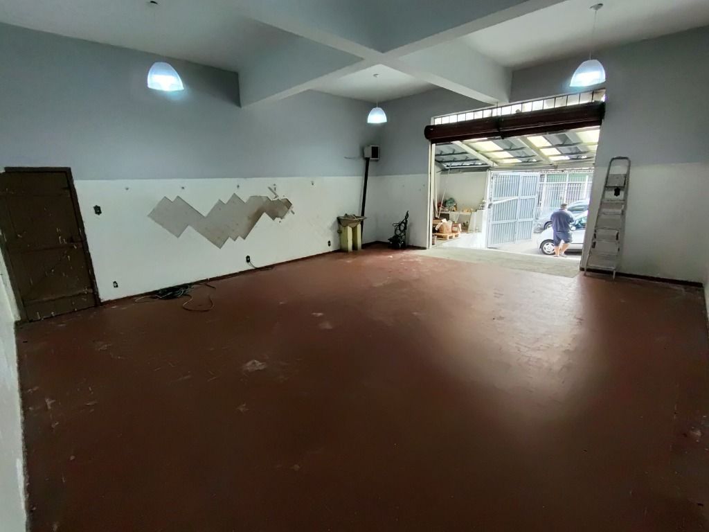 Salão para aluguel no Vila Scarpelli: 