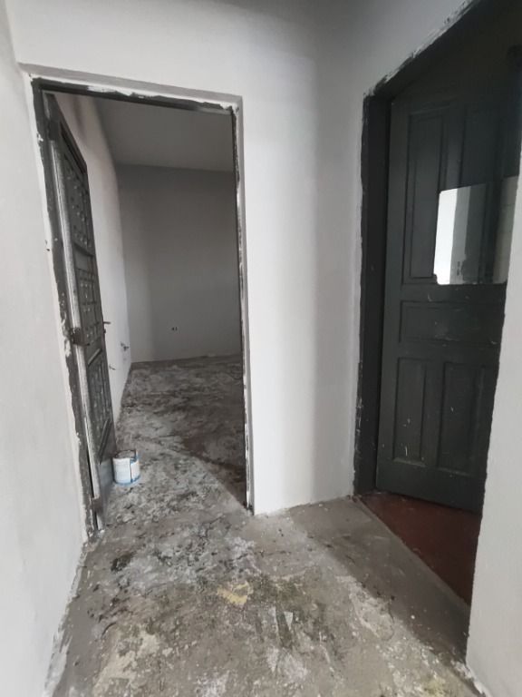 Salão para aluguel no Vila Scarpelli: 