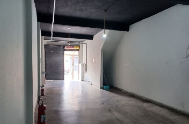 Salão para aluguel no Jardim Ocara: 