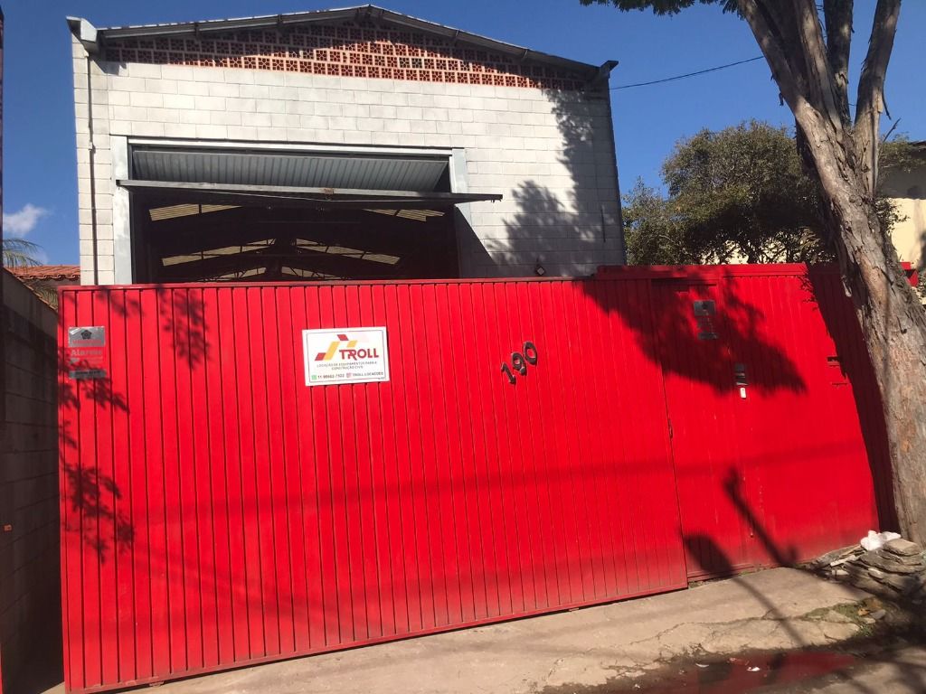 Galpão para aluguel no Santa Teresinha: 