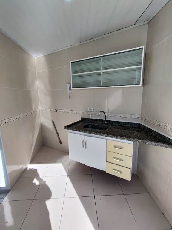 Kitnet para aluguel no Vila Valparaíso: 