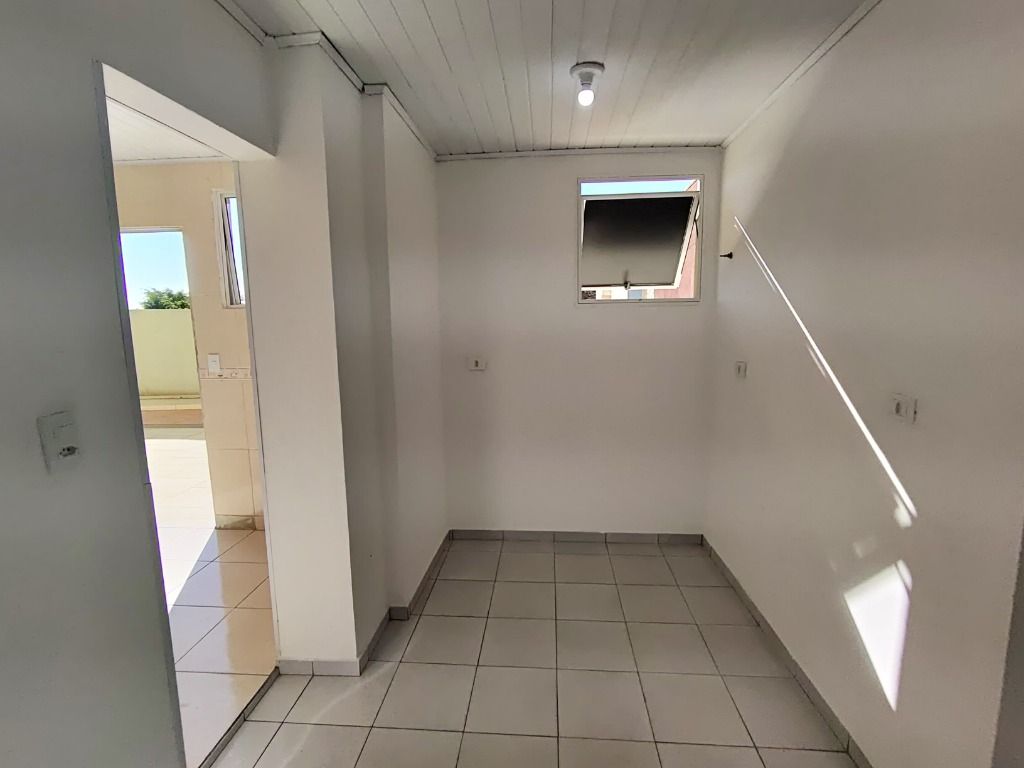 Kitnet para aluguel no Vila Valparaíso: 