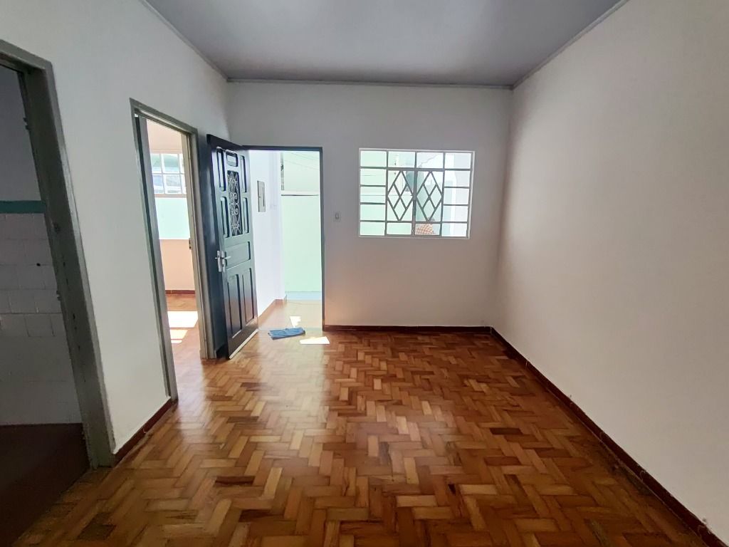 Casa para aluguel no Jardim Ocara: 