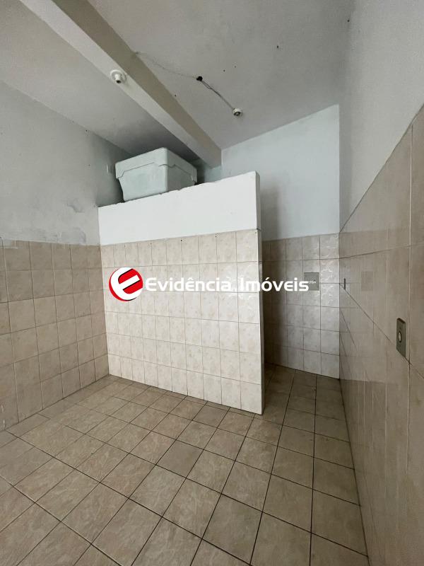 Salão para aluguel no Vila Linda: 