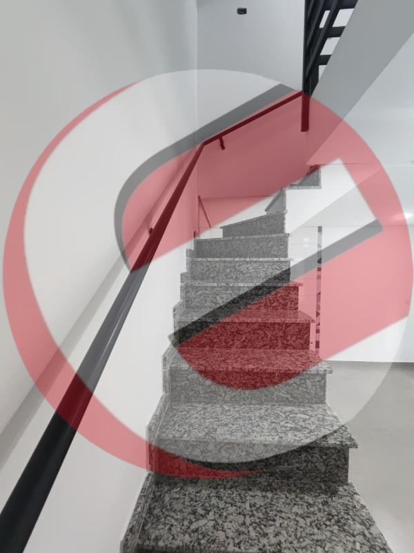 Sobrado à venda no Vila Pires: Acesso 2° Piso