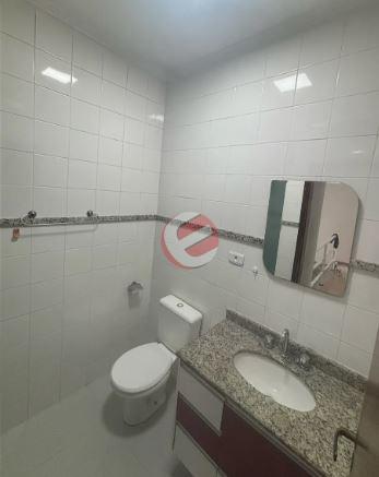 Sobrado à venda no Vila Linda: 