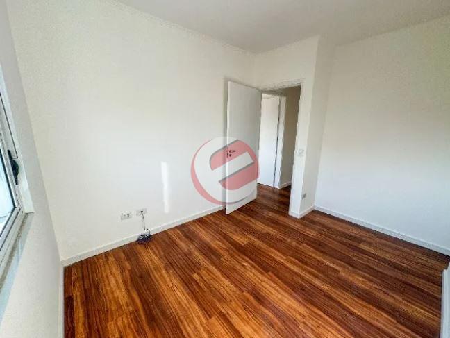 Apartamento à venda no Santa Terezinha: 
