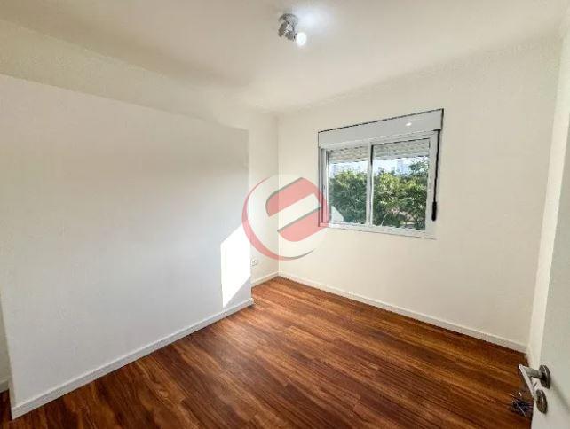 Apartamento à venda no Santa Terezinha: 