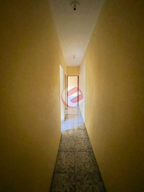 Casa à venda no Jardim Irene: Corredor