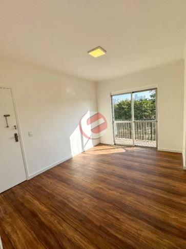 Apartamento à venda no Santa Terezinha: 