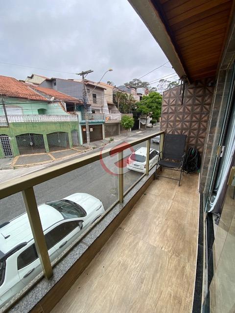 Sobrado à venda no Parque Gerassi: 