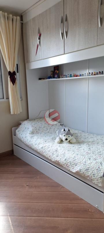 Apartamento à venda no Baeta Neves: 