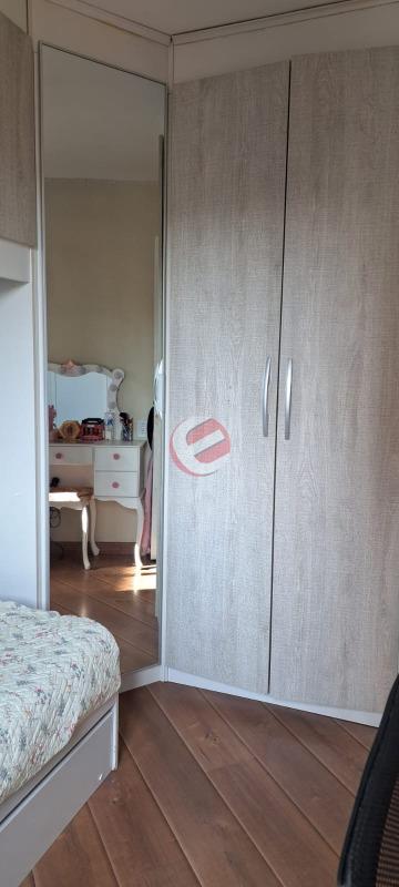 Apartamento à venda no Baeta Neves: 