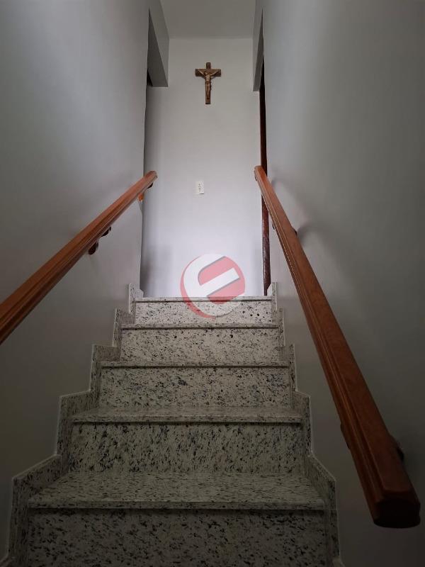 Sobrado à venda no Jardim Marek: 