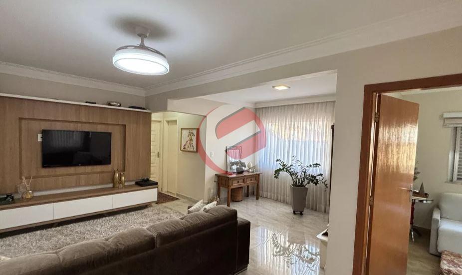 Casa à venda no Vila Scarpelli: 