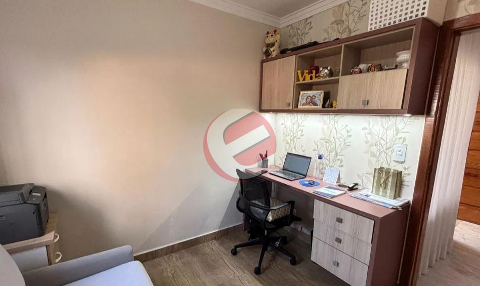 Casa à venda no Vila Scarpelli: 