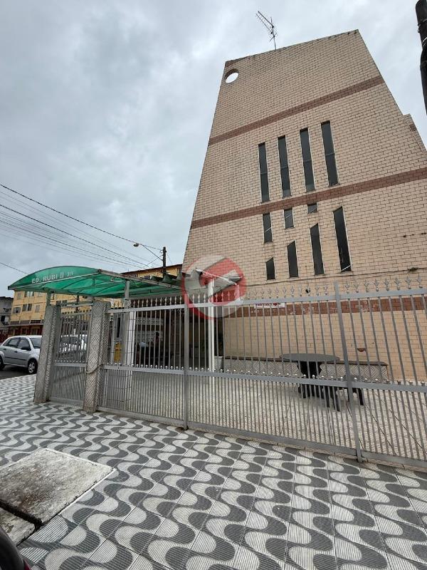 Kitnet à venda no Ocian: 